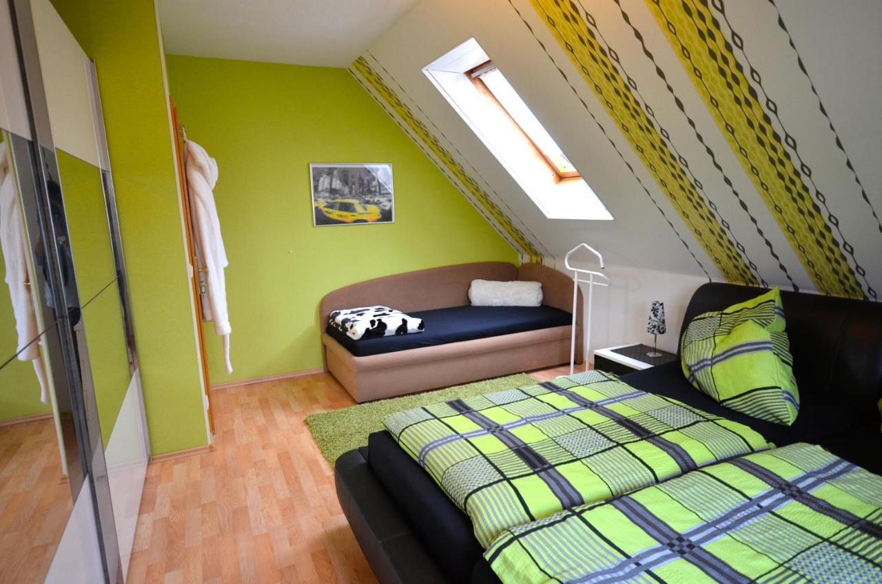 Ferienwohnung Rennsteigblick سوهل الغرفة الصورة